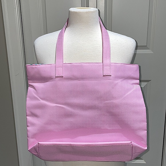 Clinique Tote - Picture 2 of 5